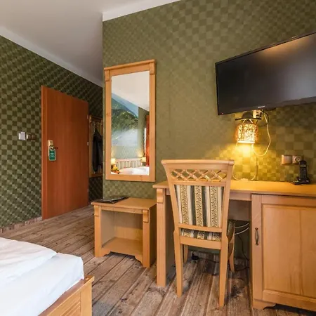 Отель Karolek Завоя